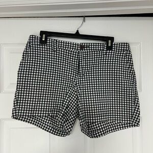 Old Navy Black & White Gingham Everyday Shorts